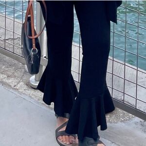 Slim Factor by Investments leggings with ruffle hem SZ XL